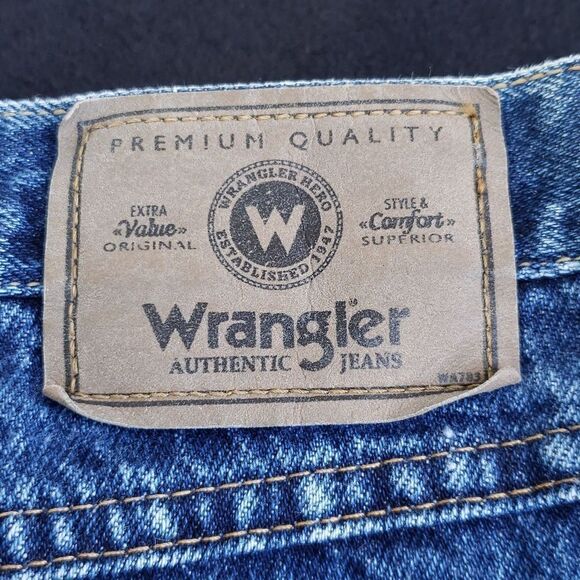EUC Wrangler Jeans Sz 44" x 32" - Picture 4 of 9